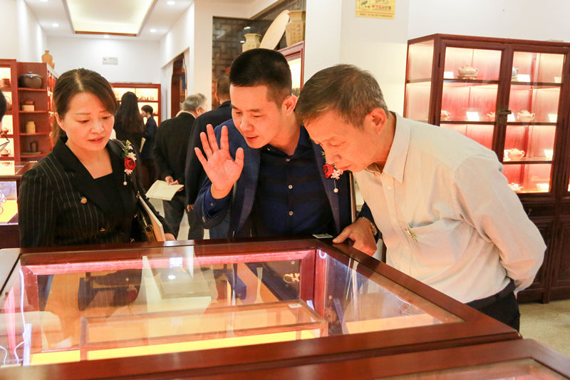 乐善陶都金秋暖 爱心助残慰人心2.jpg 乐善陶都金秋暖 爱心助残慰人心2.jpg