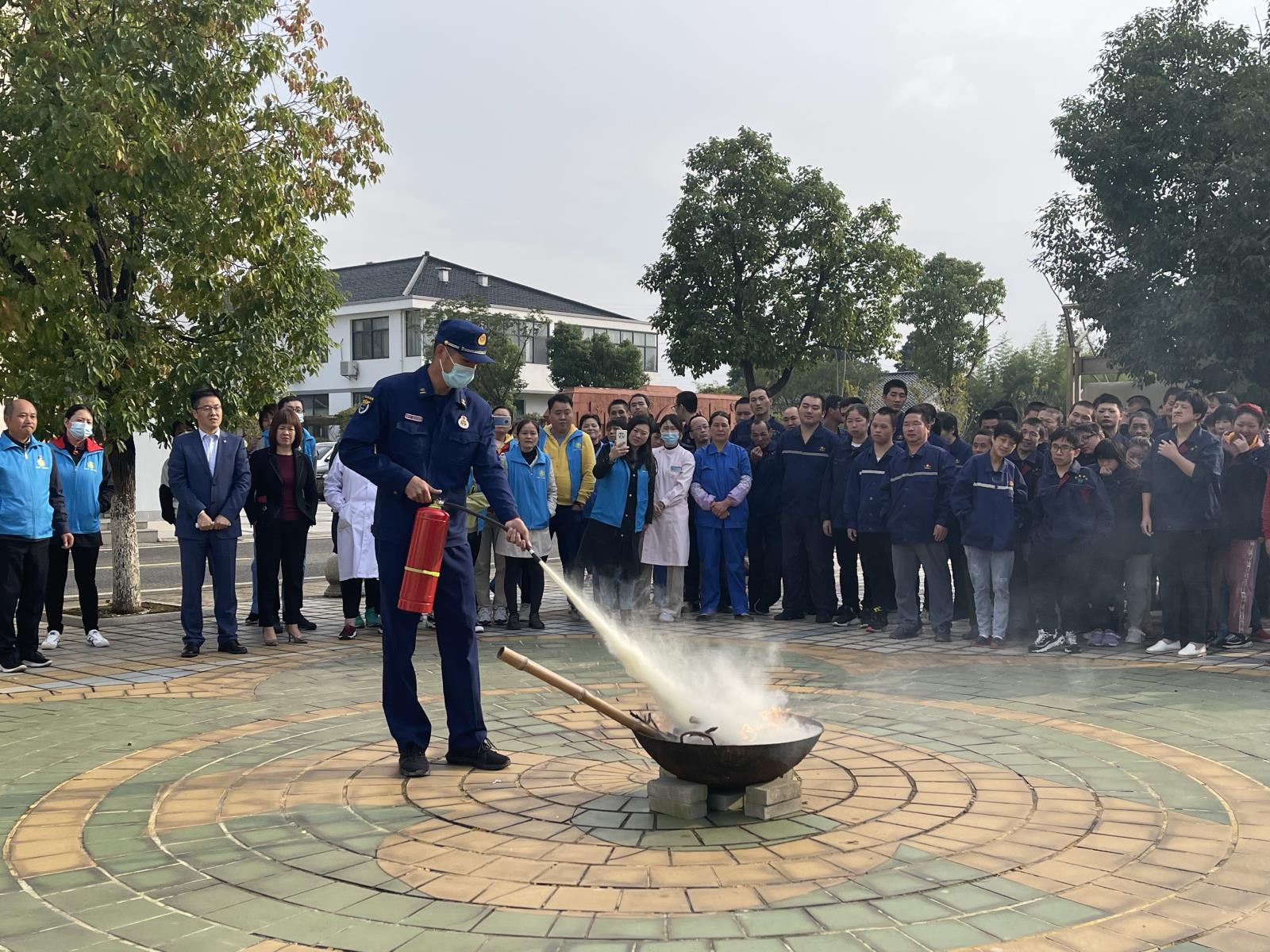 四中心演练.jpg