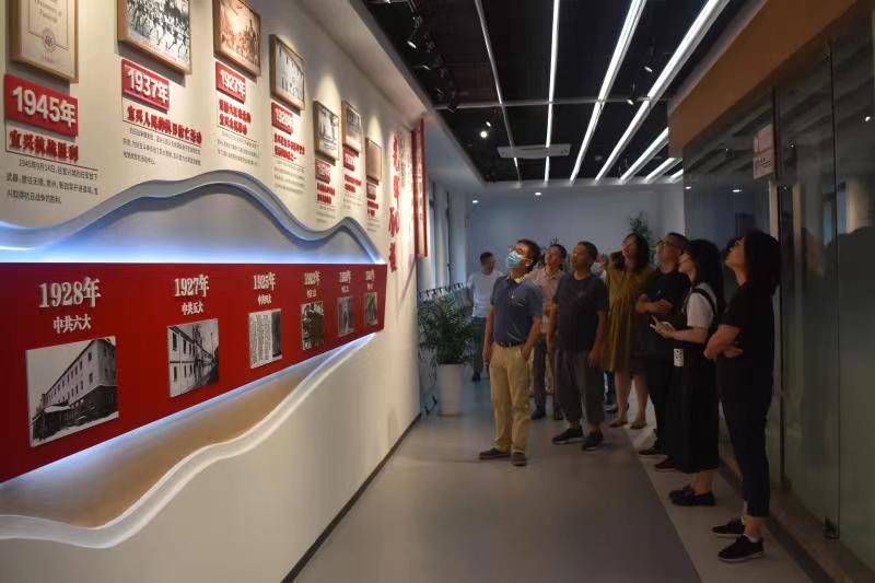 市残联党支部开展八月份主题党日活动.jpg 市残联党支部开展八月份主题党日活动.jpg