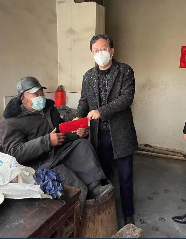 宜兴市太华镇残联春节前走访慰问困难残疾人.jpg 宜兴市太华镇残联春节前走访慰问困难残疾人.jpg