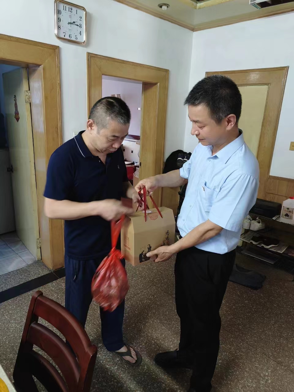 我们的节日——强国复兴有我 粽意情满宜北——宜兴市宜城街道宜北社区在新时代文明实践站开展.jpg 我们的节日——强国复兴有我 粽意情满宜北——宜兴市宜城街道宜北社区在新时代文明实践站开展.jpg