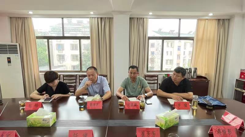 无锡市残联副理事长姚沛声来宜调研残疾人文化工作.jpg 无锡市残联副理事长姚沛声来宜调研残疾人文化工作.jpg