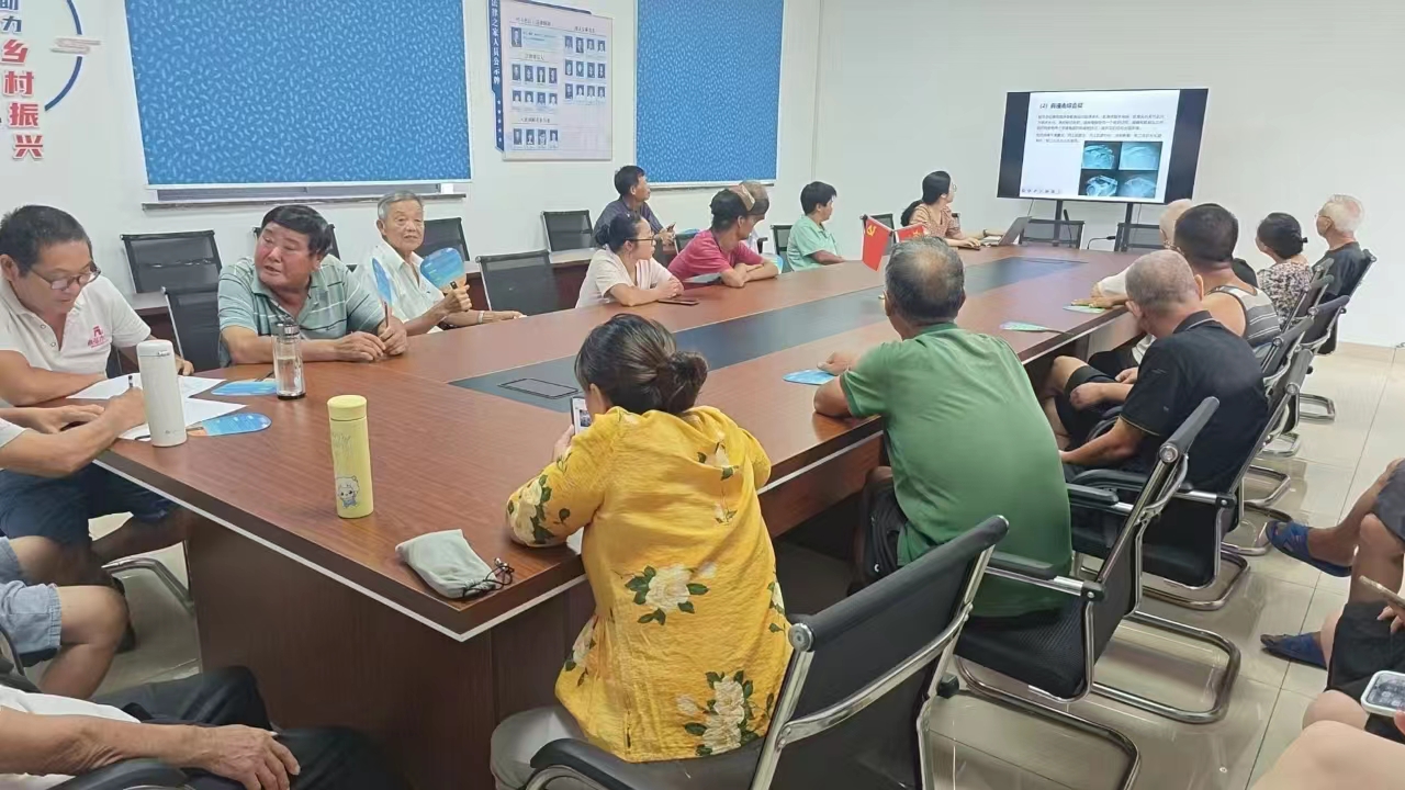 徐舍镇残联开展残疾预防日宣教活动.jpg 徐舍镇残联开展残疾预防日宣教活动.jpg