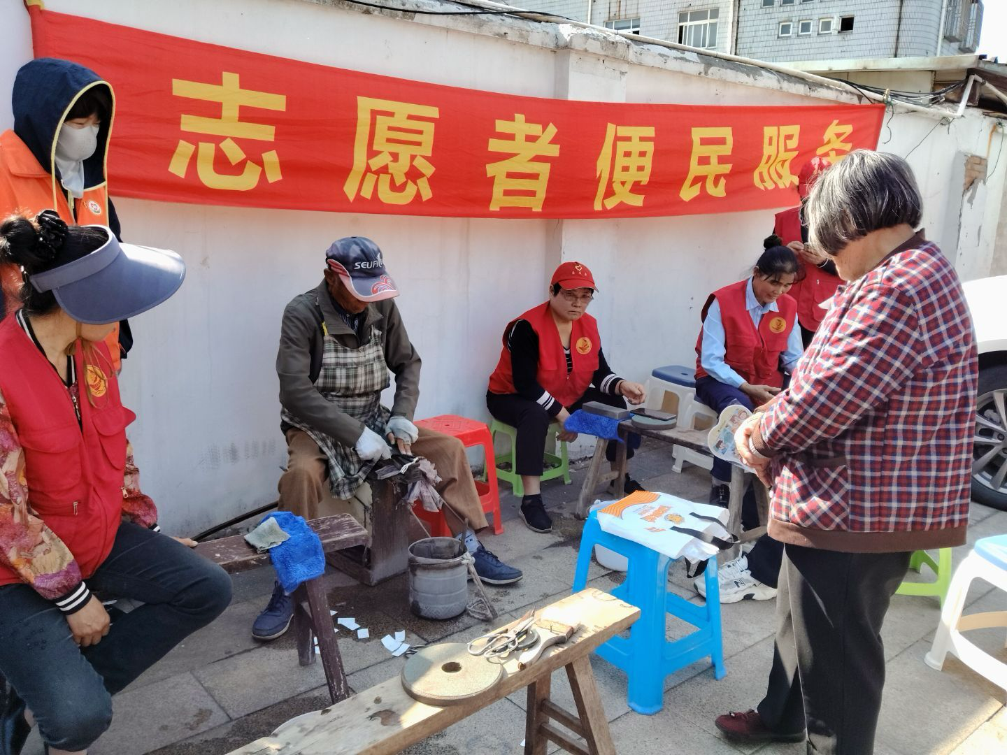 宜城街道东山社区开展全国助残日暨志愿服务活动.png 宜城街道东山社区开展全国助残日暨志愿服务活动.png